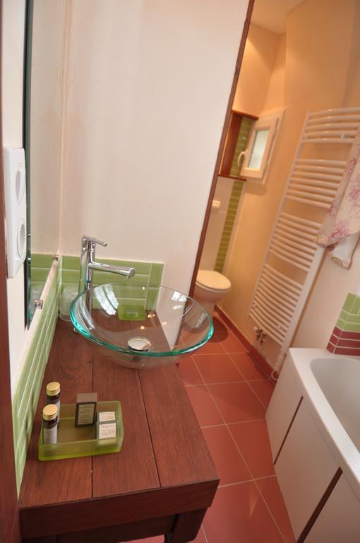 Le Chateau De La Vierge Bures-sur-Yvette Habitación foto