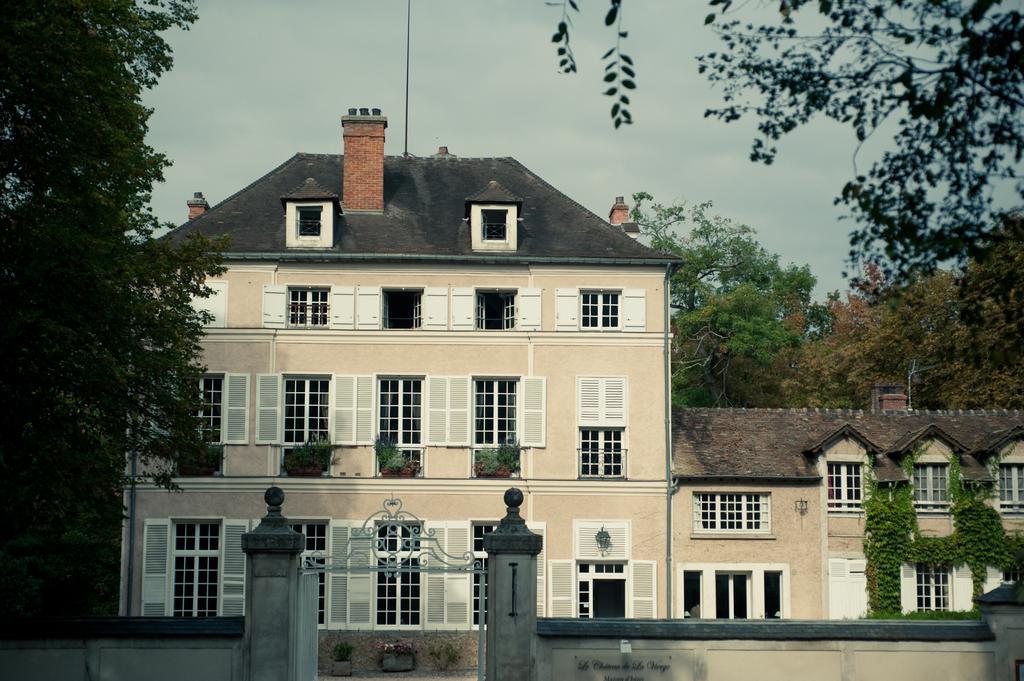 Le Chateau De La Vierge Bures-sur-Yvette Exterior foto
